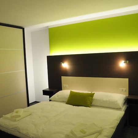 Hotel Kaskada Ledec nad Sazavou Luaran gambar