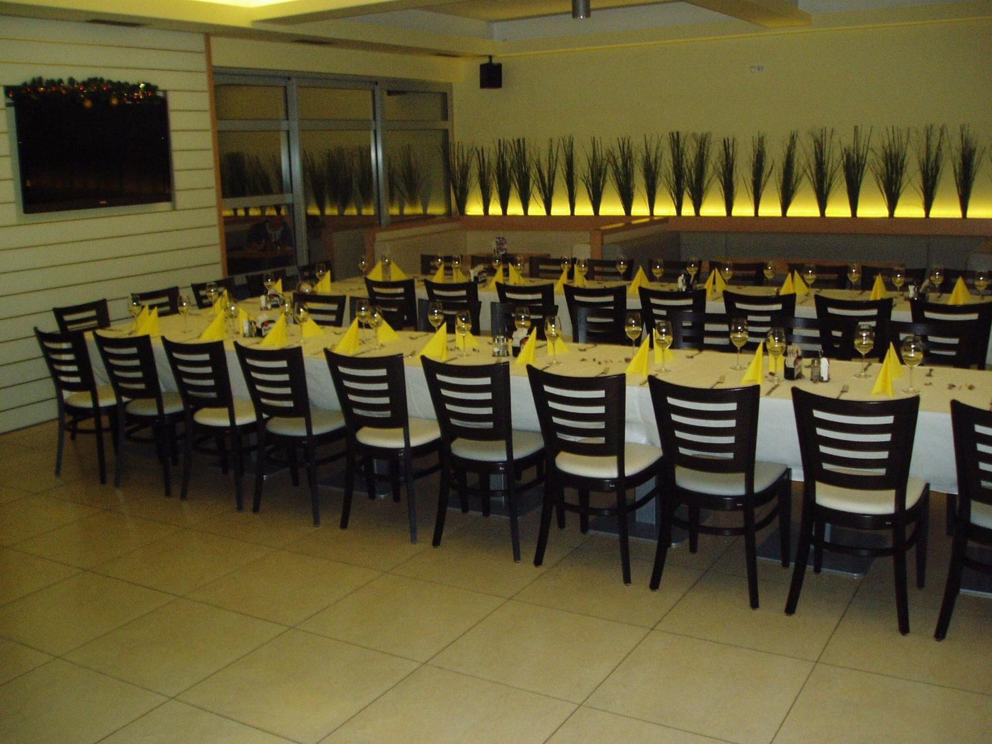 Hotel Kaskada Ledec nad Sazavou Luaran gambar